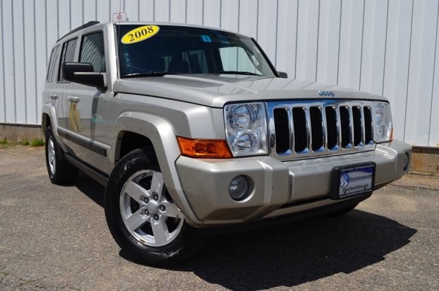 Pre-owned jeep commander #4